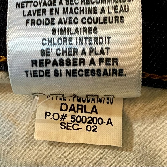 Joe’s Jeans Darla Lightly Denim Shorts - Picture 7 of 10